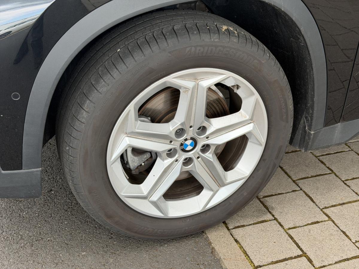 Originalaufnahme des Fahrzeugs Originalaufnahme des Fahrzeugs