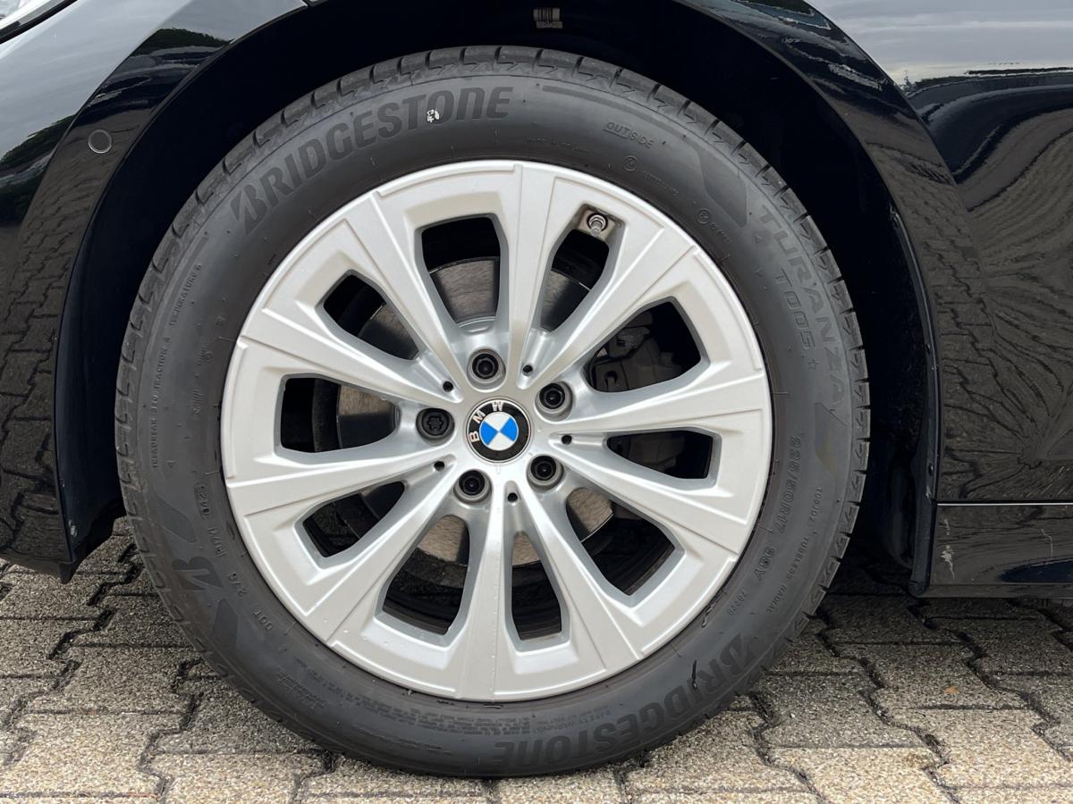 Originalaufnahme des Fahrzeugs Originalaufnahme des Fahrzeugs