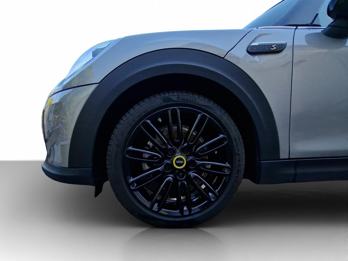 Originalaufnahme des Fahrzeugs Originalaufnahme des Fahrzeugs