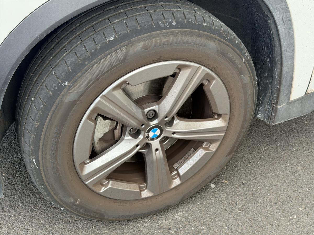 Originalaufnahme des Fahrzeugs Originalaufnahme des Fahrzeugs