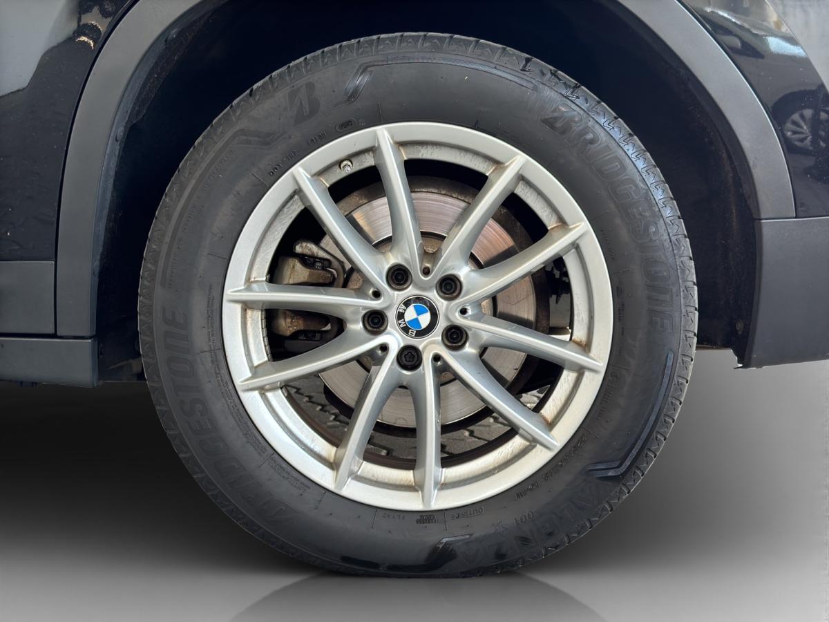Originalaufnahme des Fahrzeugs Originalaufnahme des Fahrzeugs