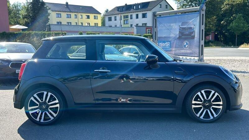 Originalaufnahme des Fahrzeugs Originalaufnahme des Fahrzeugs
