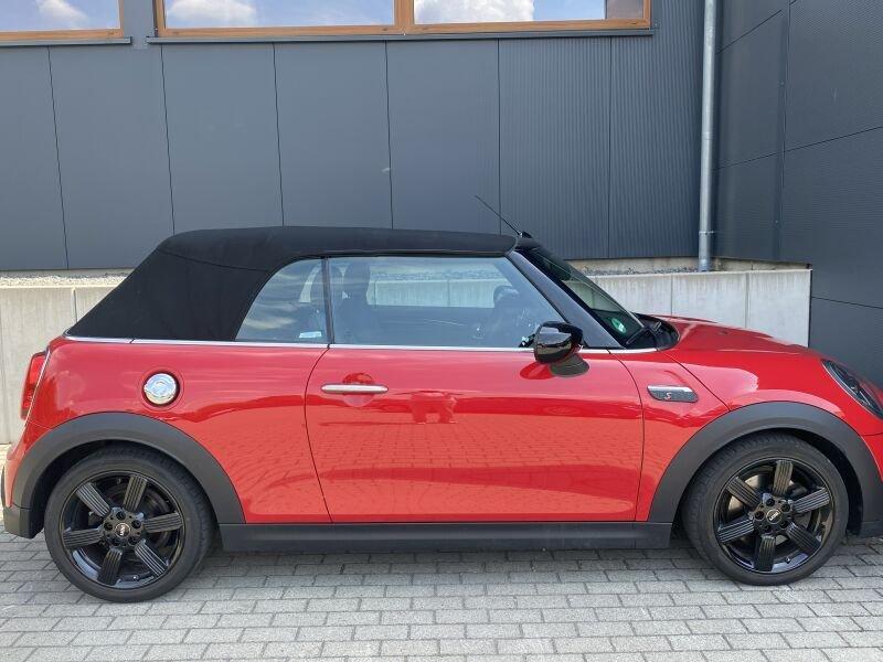 Originalaufnahme des Fahrzeugs Originalaufnahme des Fahrzeugs