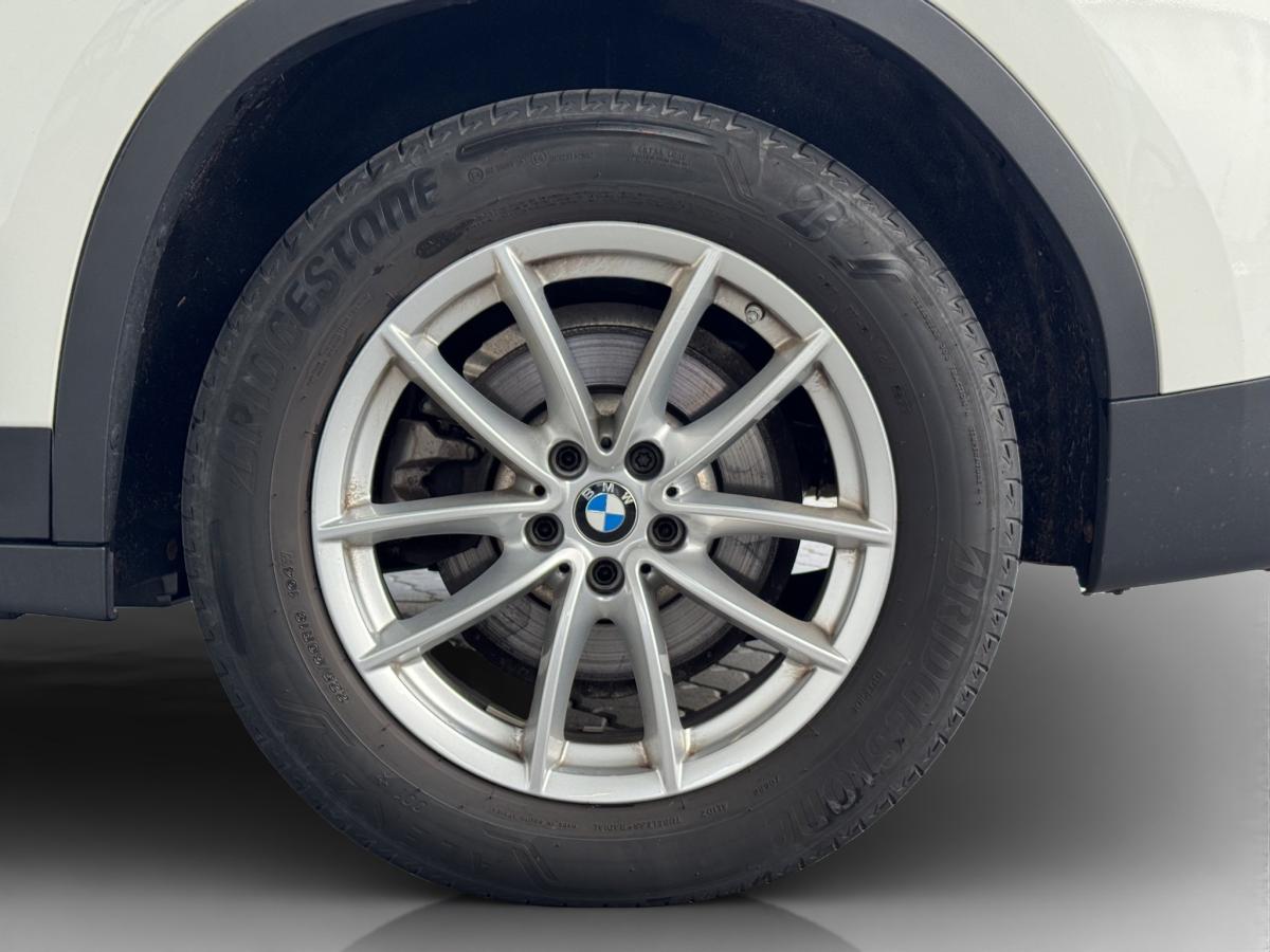 Originalaufnahme des Fahrzeugs Originalaufnahme des Fahrzeugs