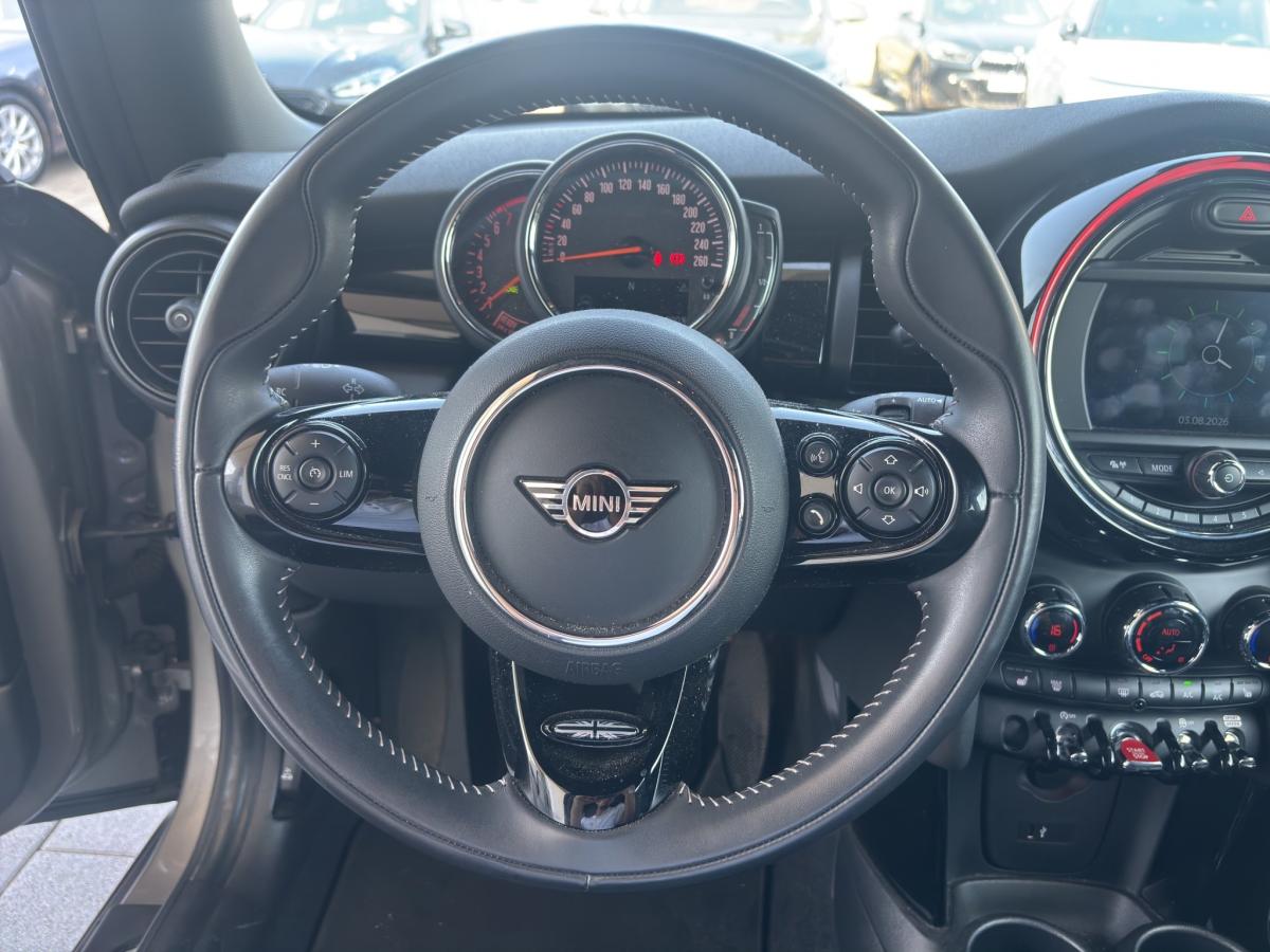 Originalaufnahme des Fahrzeugs Originalaufnahme des Fahrzeugs