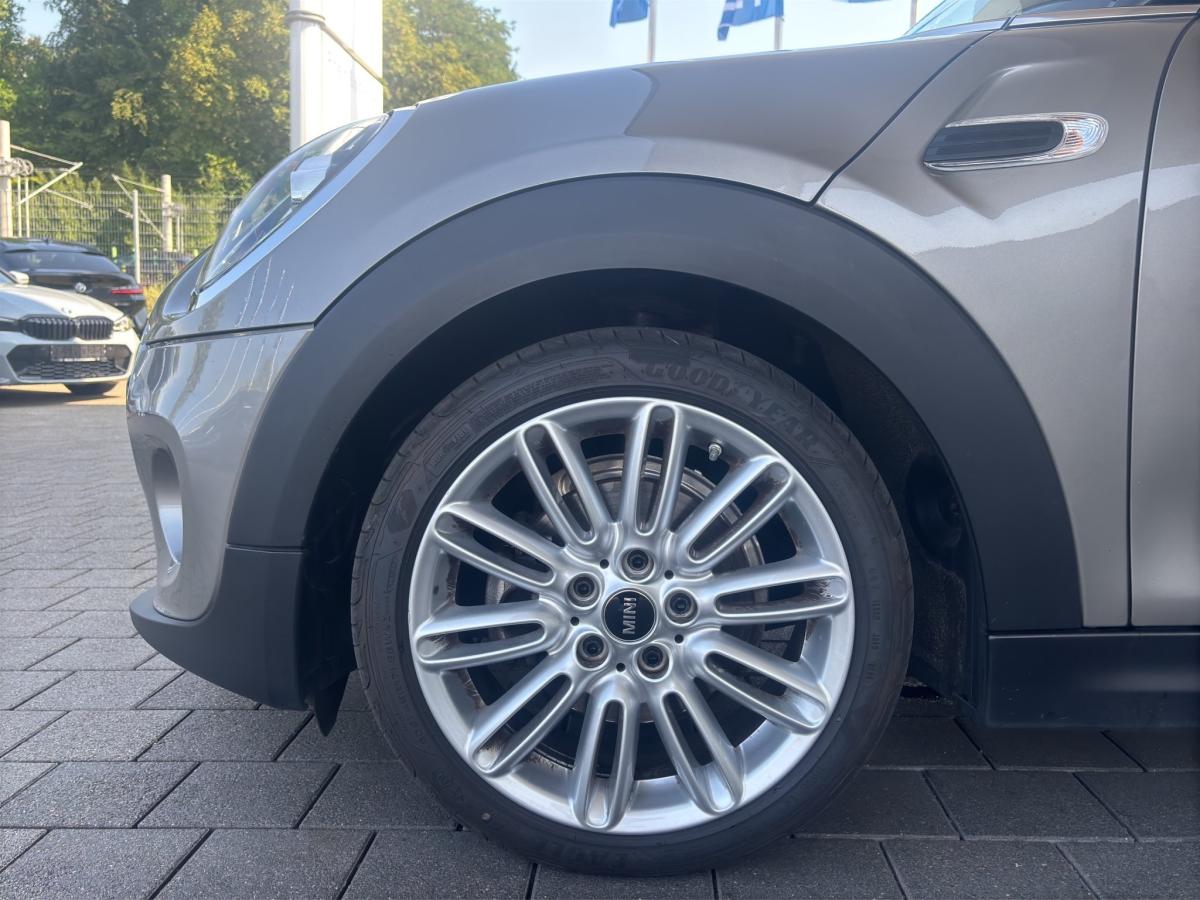 Originalaufnahme des Fahrzeugs Originalaufnahme des Fahrzeugs