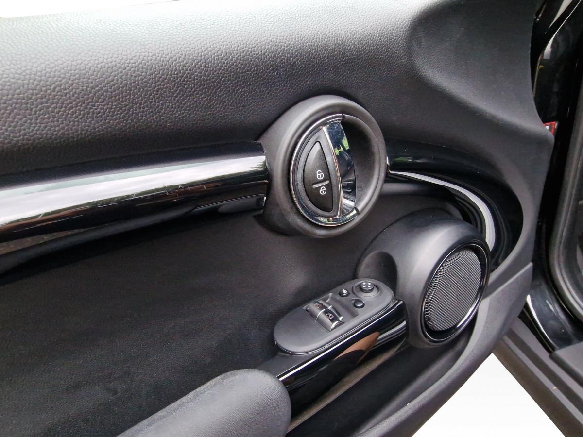 Originalaufnahme des Fahrzeugs Originalaufnahme des Fahrzeugs