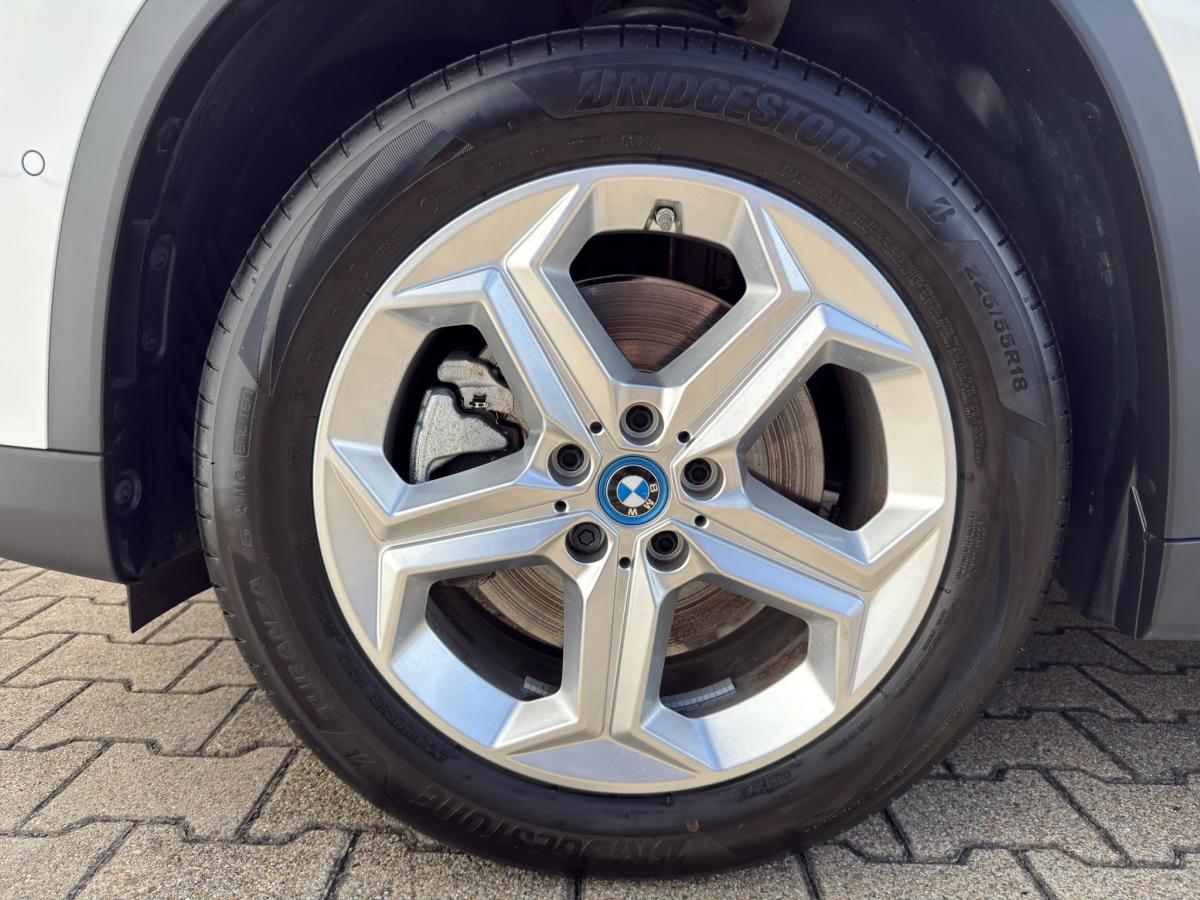 Originalaufnahme des Fahrzeugs