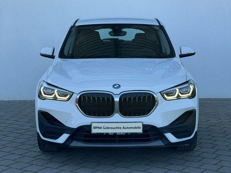 Originalaufnahme des Fahrzeugs Originalaufnahme des Fahrzeugs