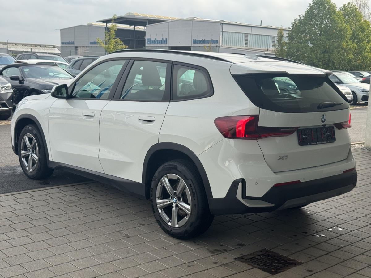 Originalaufnahme des Fahrzeugs Originalaufnahme des Fahrzeugs