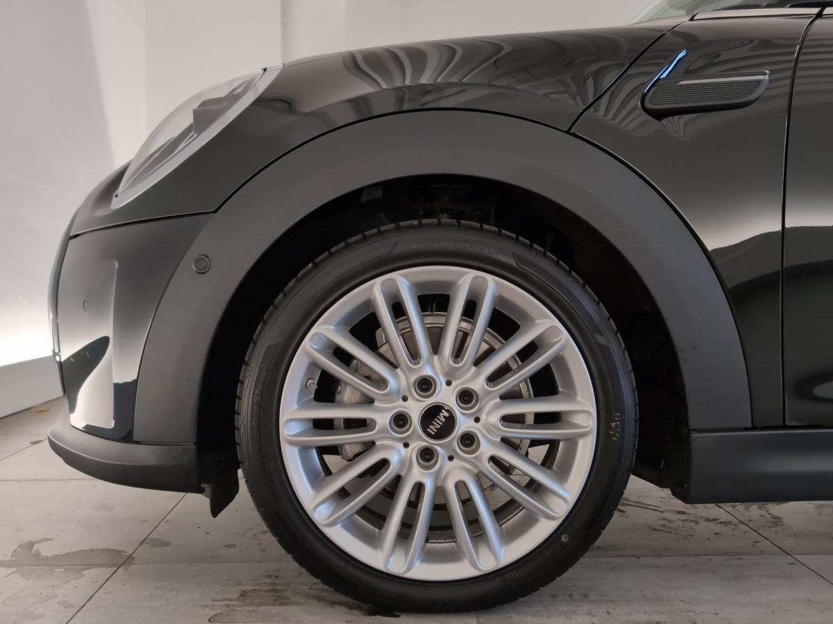 Originalaufnahme des Fahrzeugs Originalaufnahme des Fahrzeugs