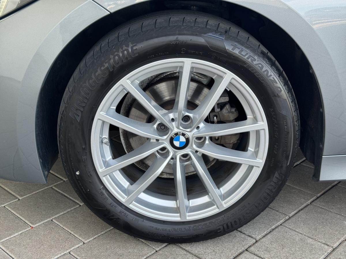 Originalaufnahme des Fahrzeugs