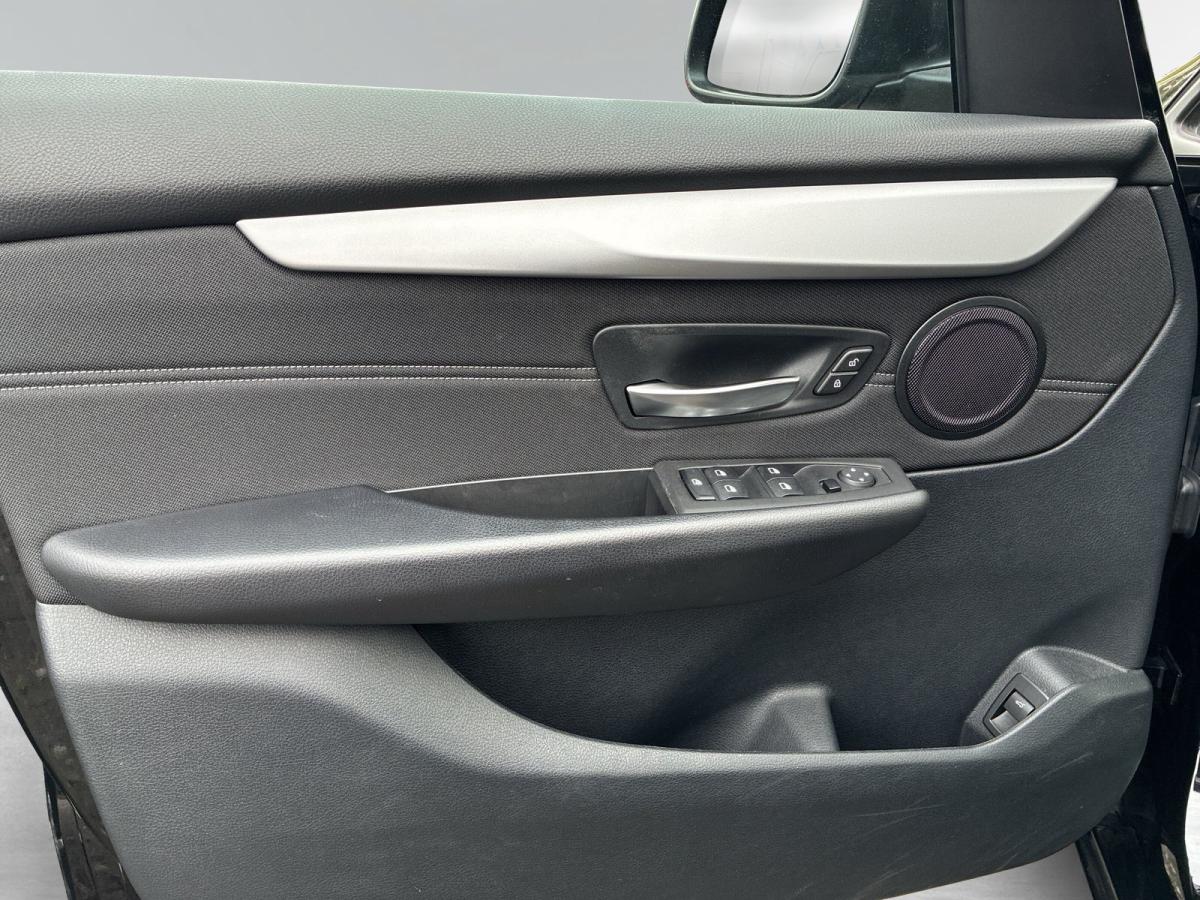 Originalaufnahme des Fahrzeugs Originalaufnahme des Fahrzeugs