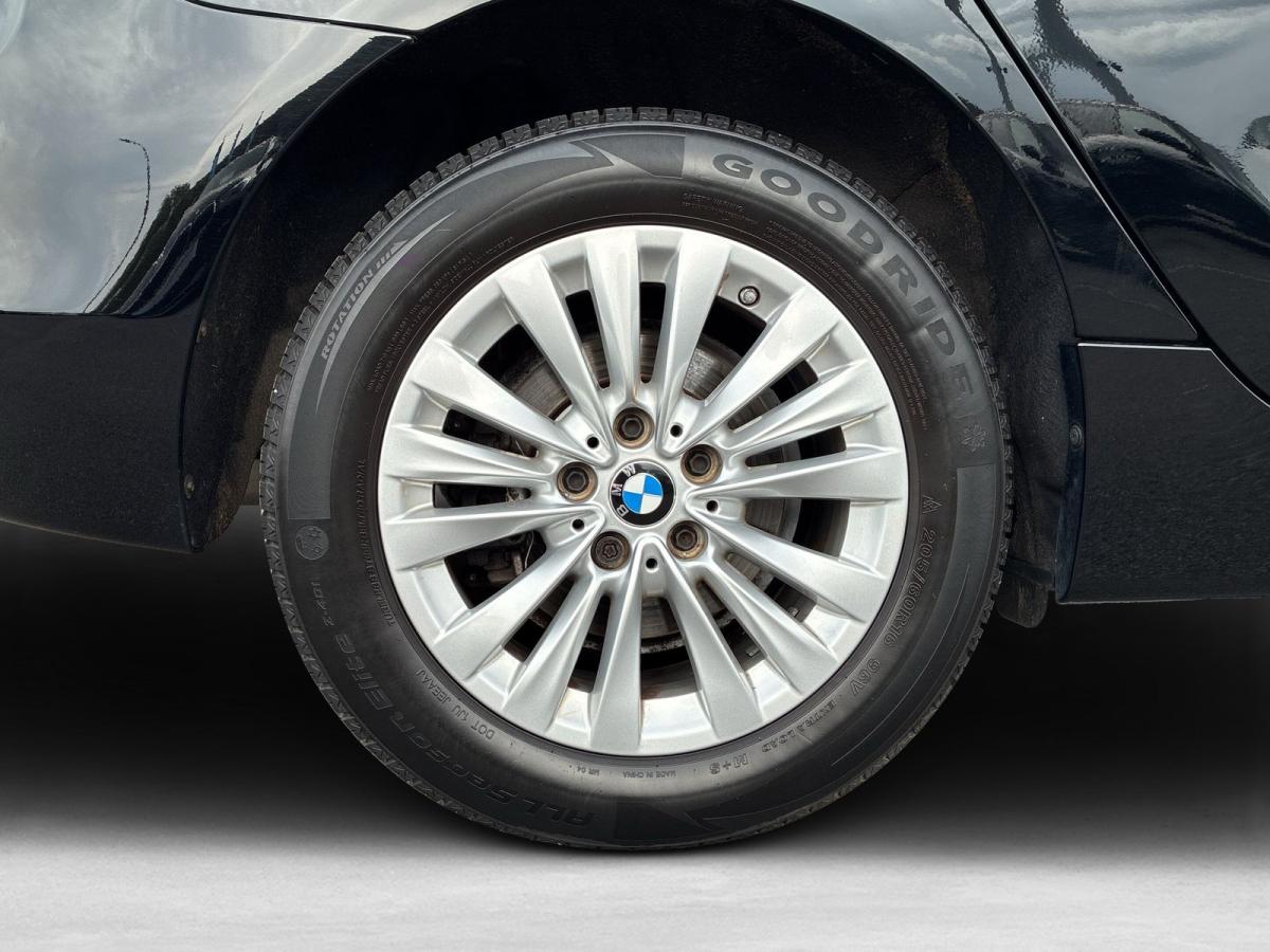 Originalaufnahme des Fahrzeugs Originalaufnahme des Fahrzeugs
