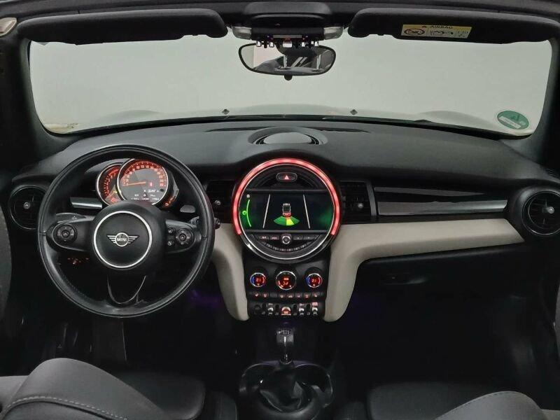 Originalaufnahme des Fahrzeugs Originalaufnahme des Fahrzeugs