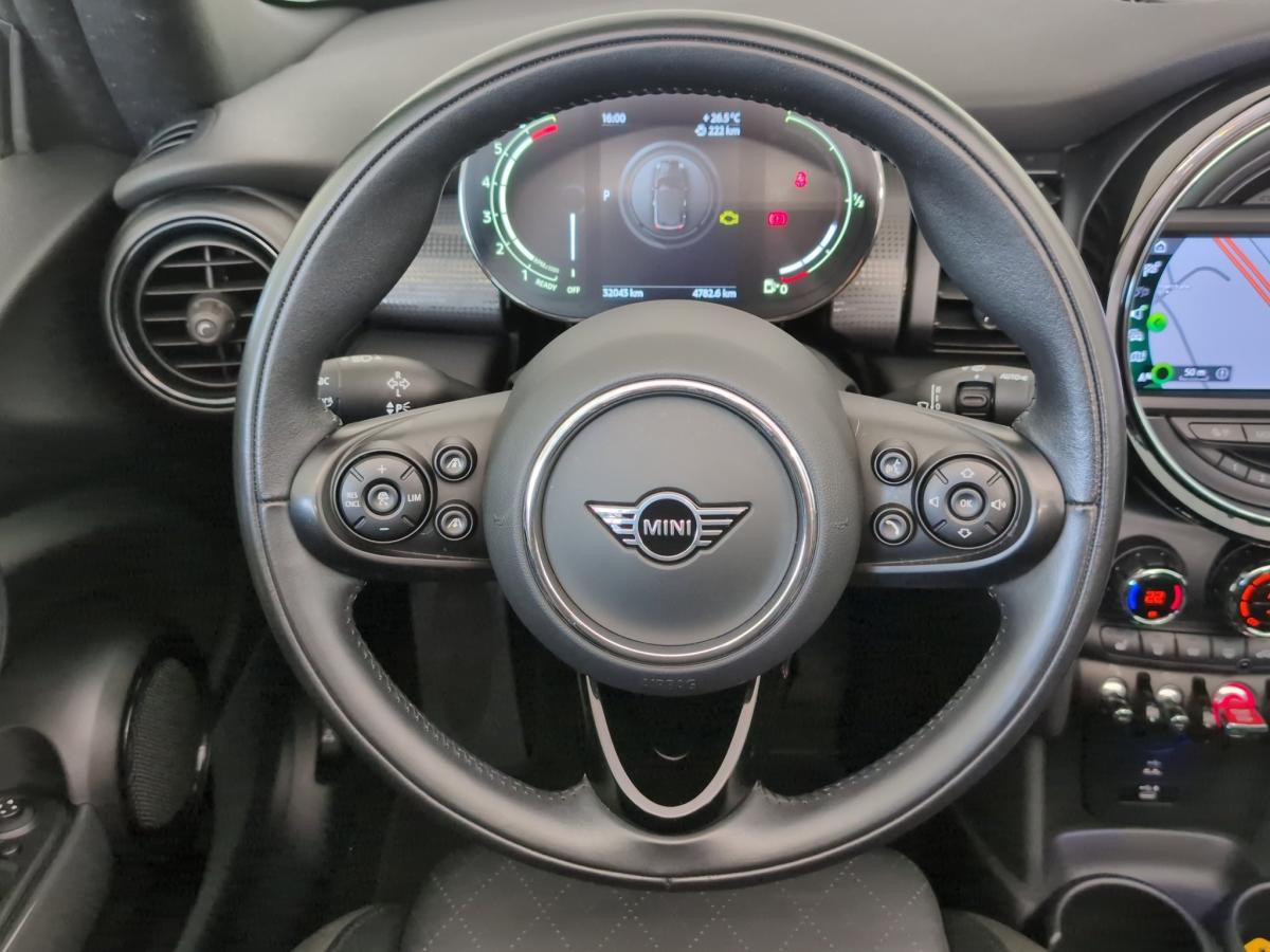 Originalaufnahme des Fahrzeugs Originalaufnahme des Fahrzeugs