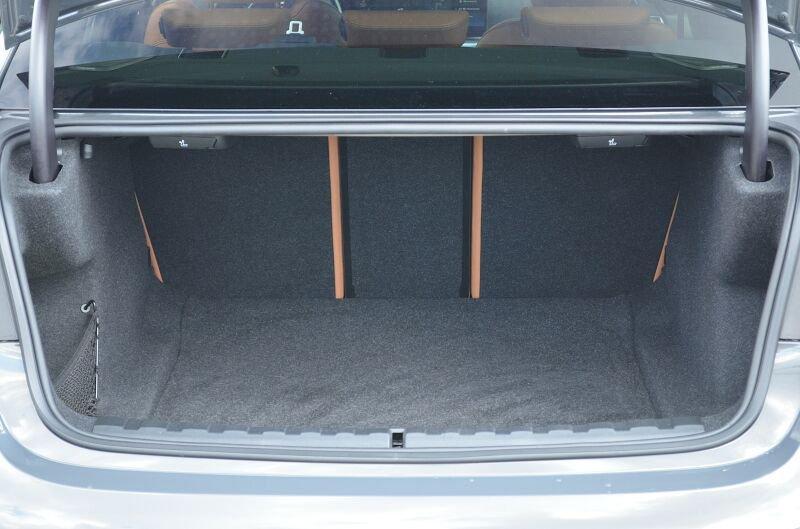 Originalaufnahme des Fahrzeugs