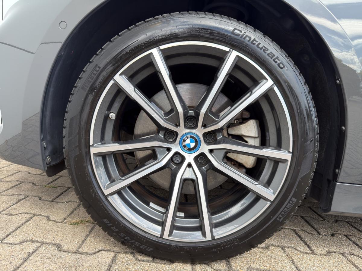 Originalaufnahme des Fahrzeugs