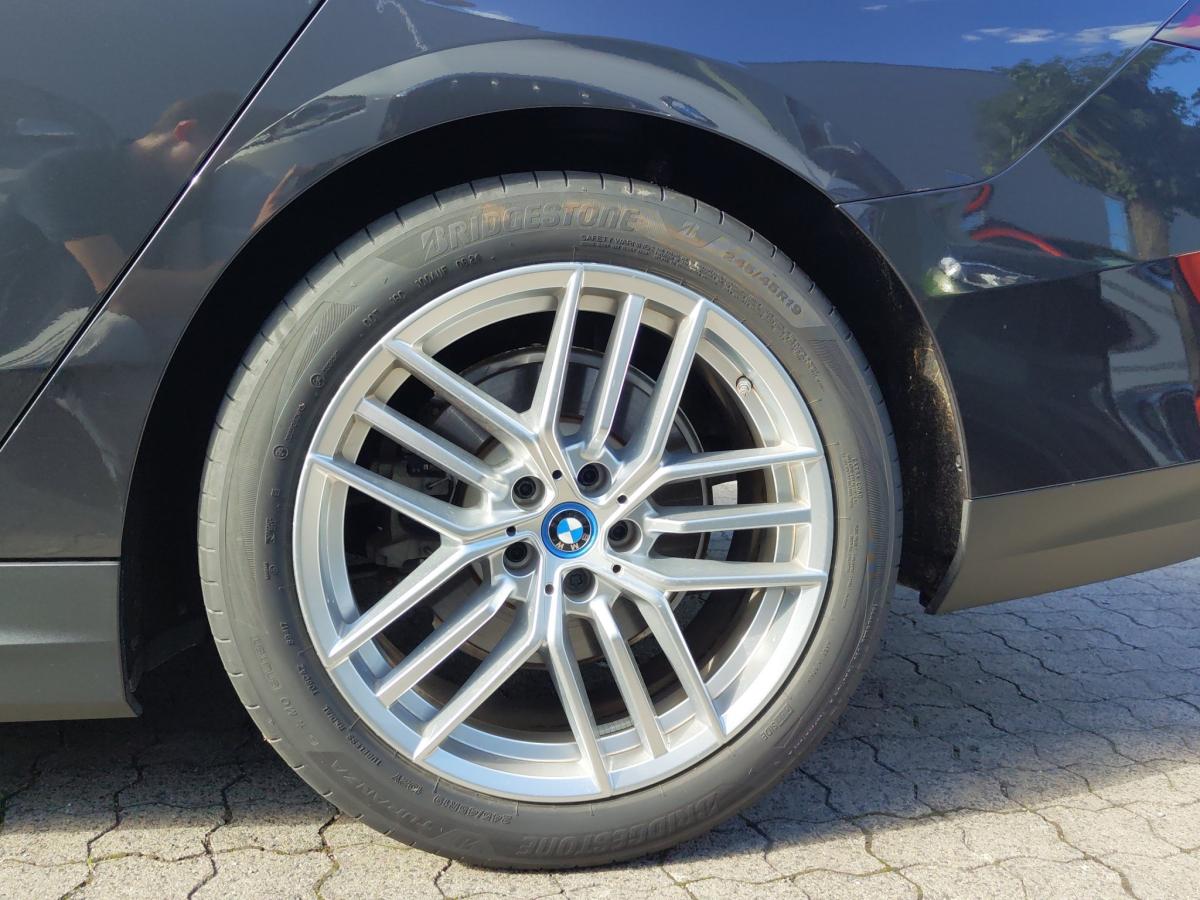 Originalaufnahme des Fahrzeugs Originalaufnahme des Fahrzeugs
