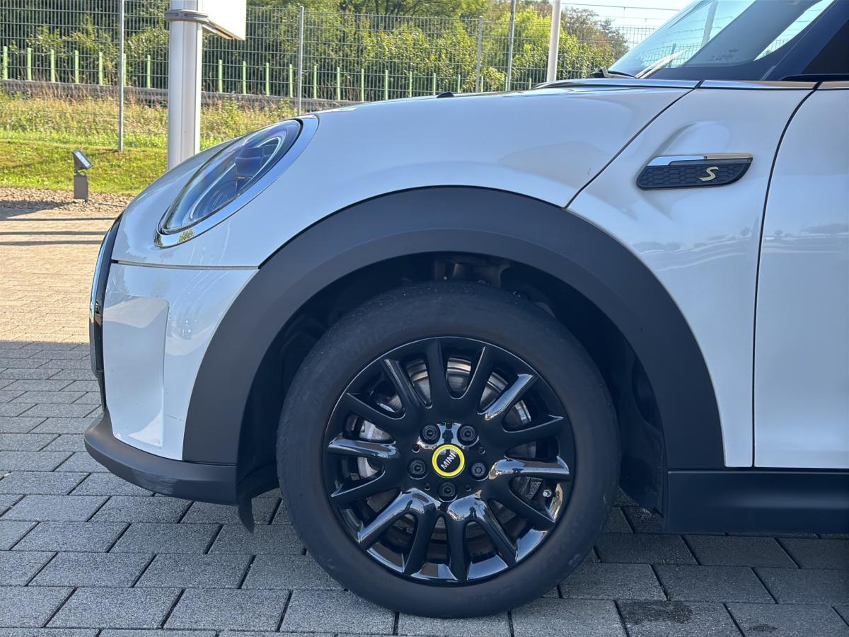 Originalaufnahme des Fahrzeugs Originalaufnahme des Fahrzeugs