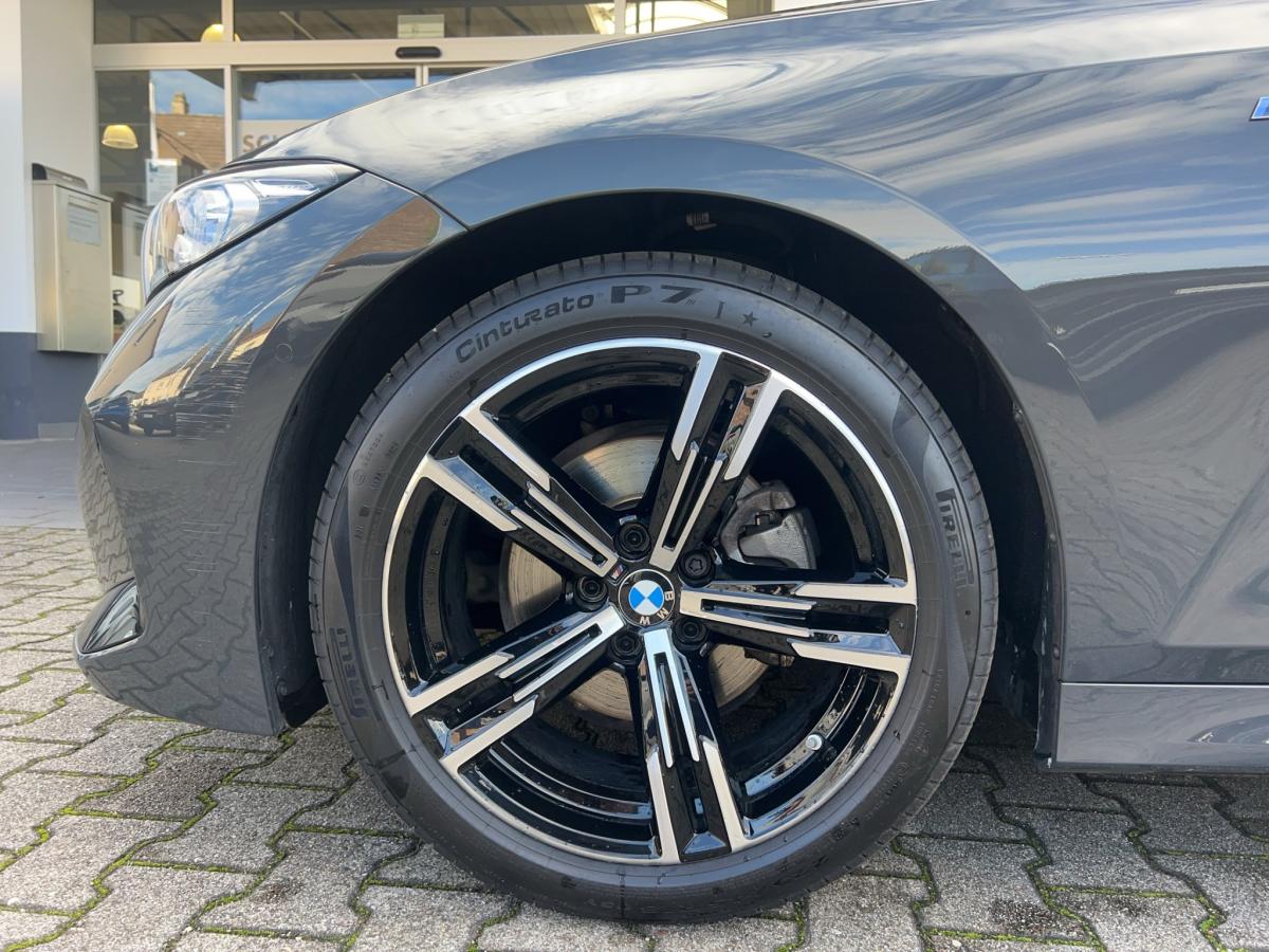 Originalaufnahme des Fahrzeugs
