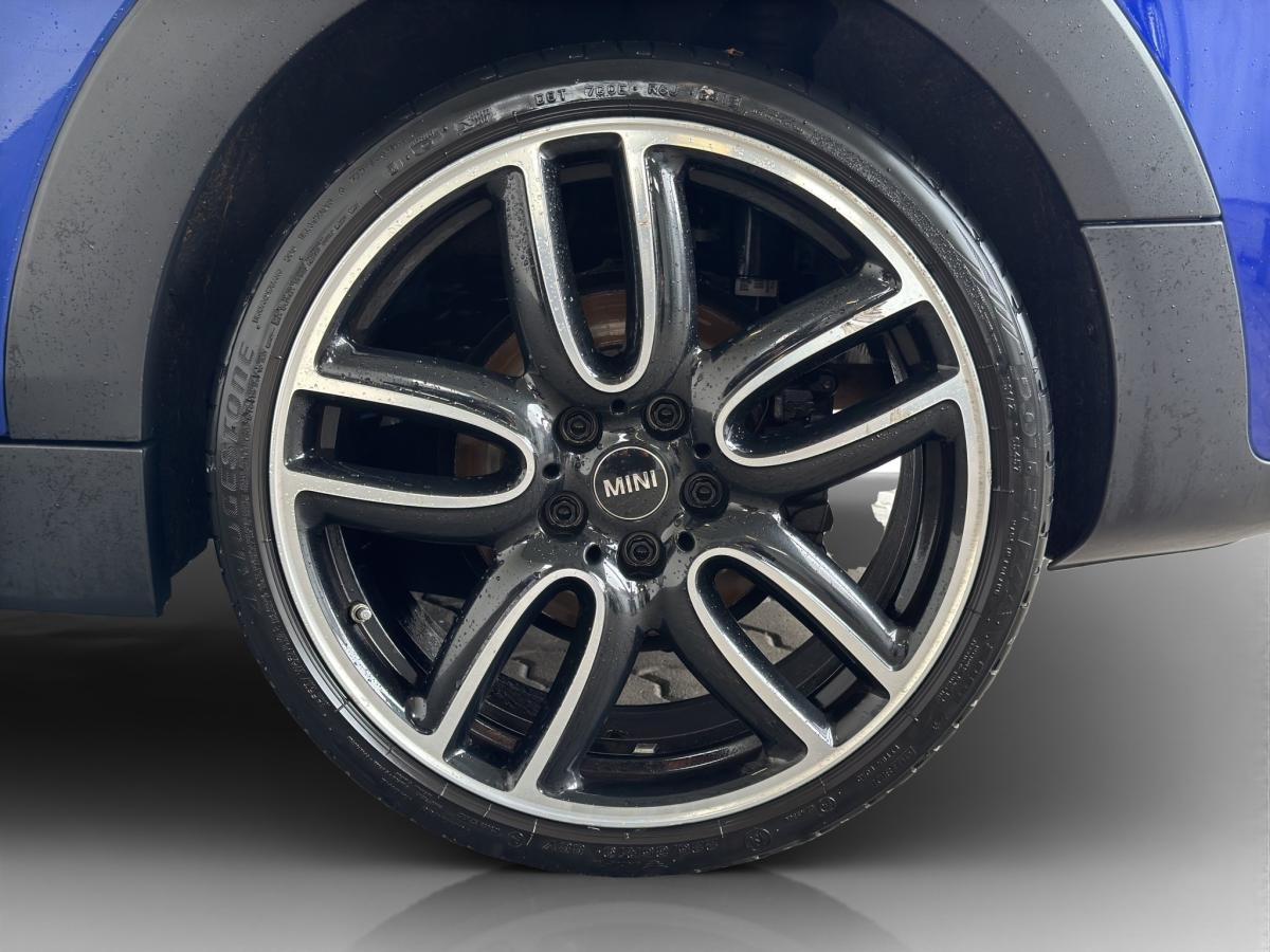 Originalaufnahme des Fahrzeugs Originalaufnahme des Fahrzeugs