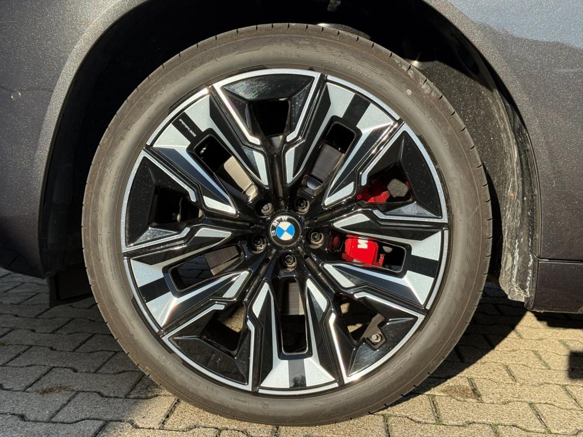 Originalaufnahme des Fahrzeugs