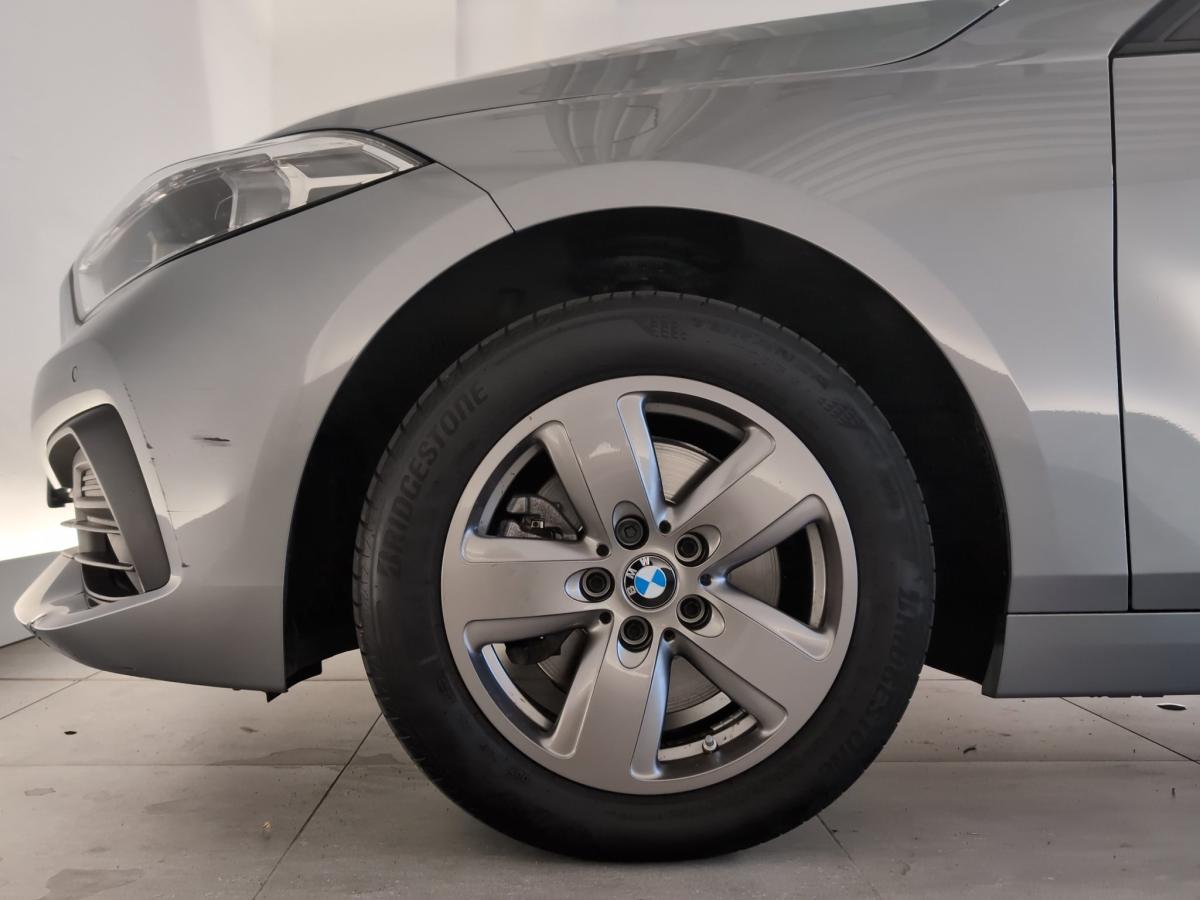 Originalaufnahme des Fahrzeugs Originalaufnahme des Fahrzeugs