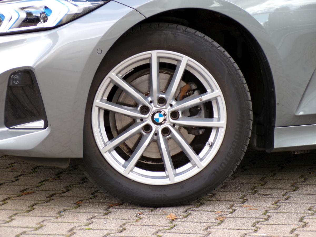 Originalaufnahme des Fahrzeugs