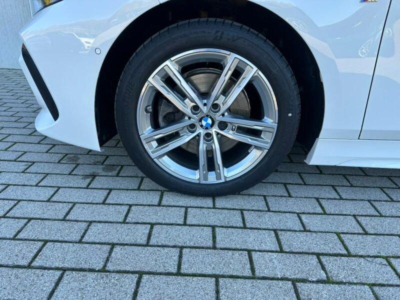 Originalaufnahme des Fahrzeugs