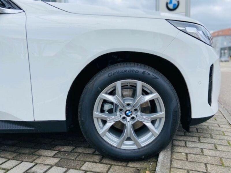 Originalaufnahme des Fahrzeugs Originalaufnahme des Fahrzeugs