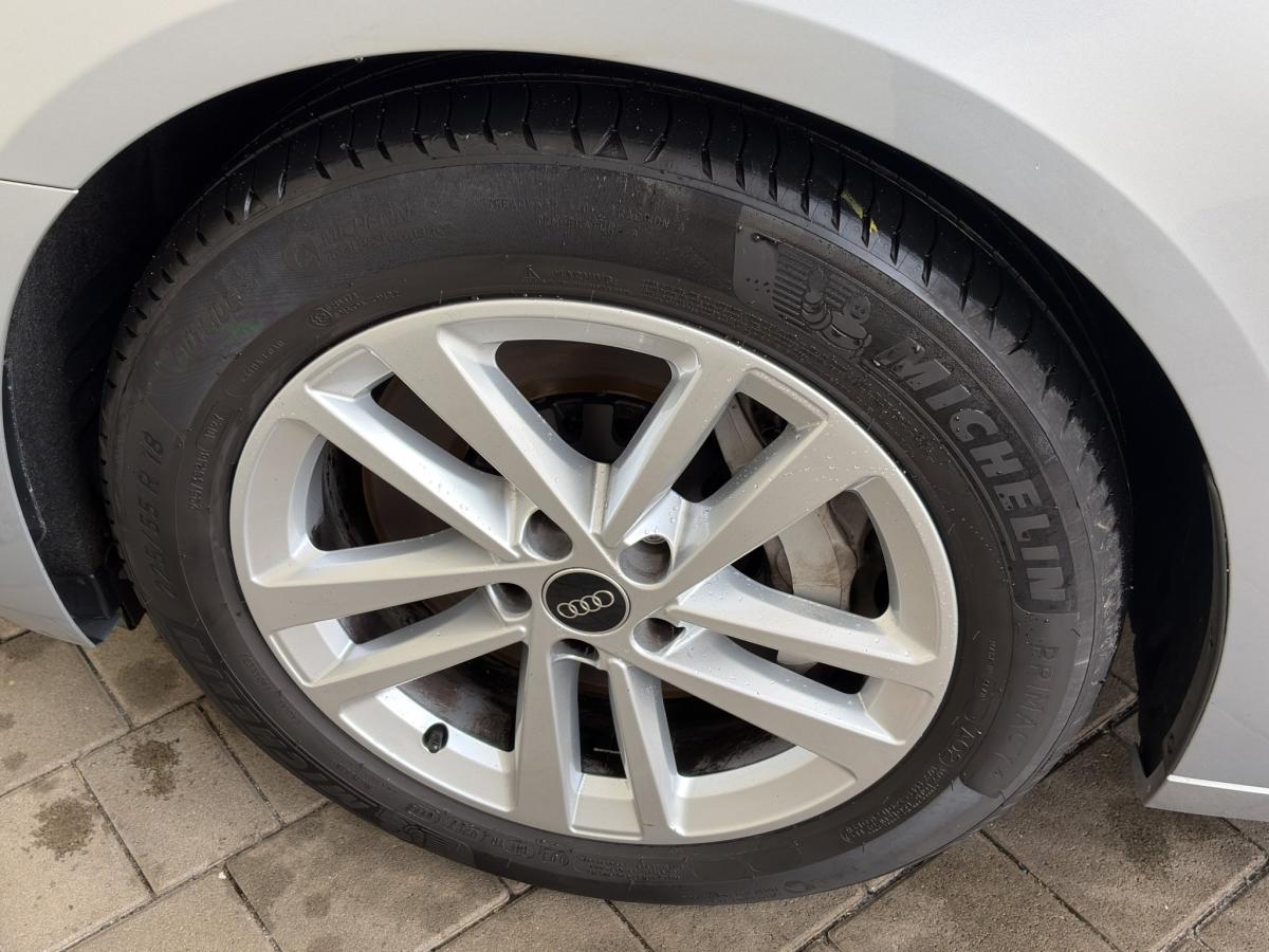 Originalaufnahme des Fahrzeugs Originalaufnahme des Fahrzeugs