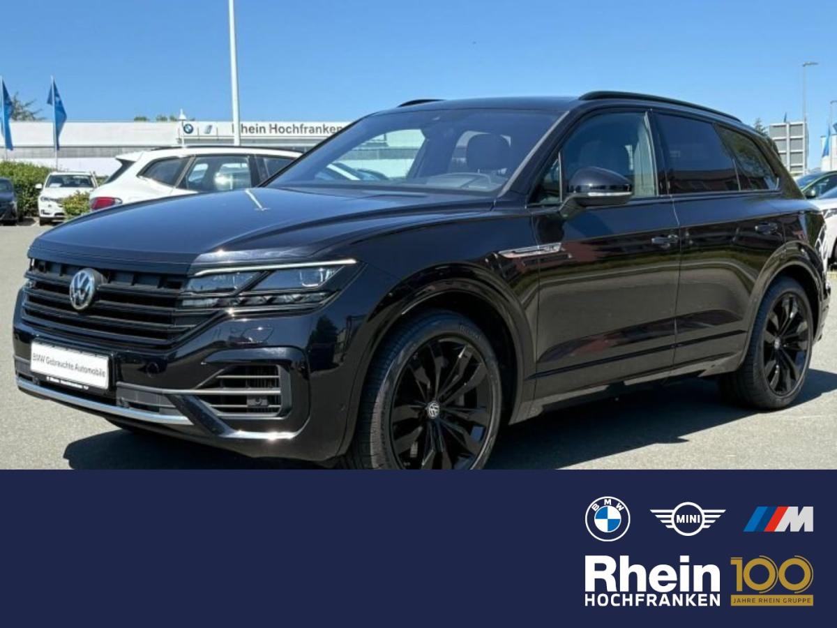 VW Touareg in Schwarz von vorne VW Touareg in Schwarz von vorne