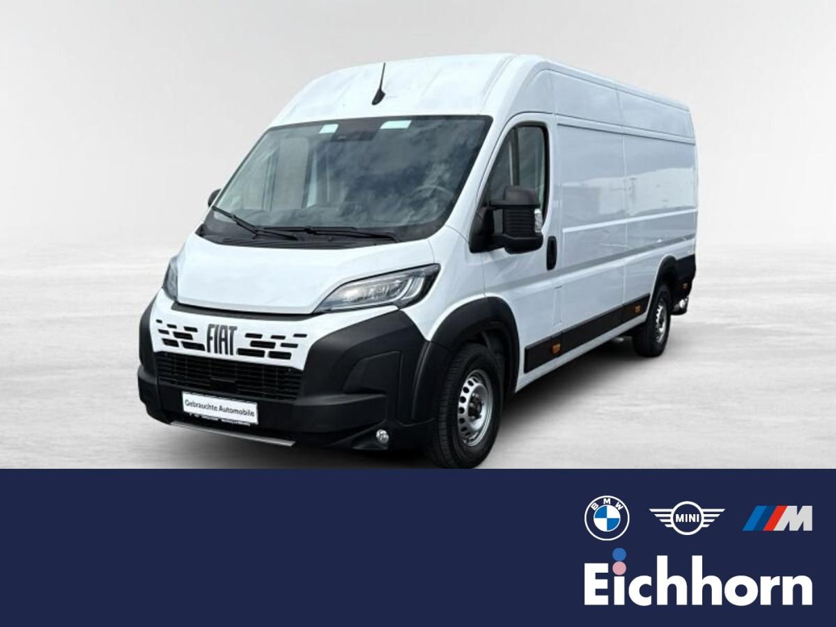 FIAT Ducato in Weiß von vorne FIAT Ducato in Weiß von vorne