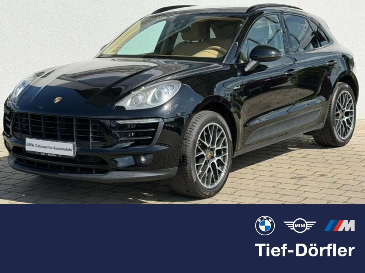PORSCHE Macan in Schwarz von vorne PORSCHE Macan in Schwarz von vorne