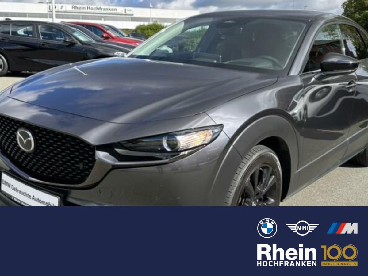 MAZDA CX-30 in Grau von vorne MAZDA CX-30 in Grau von vorne