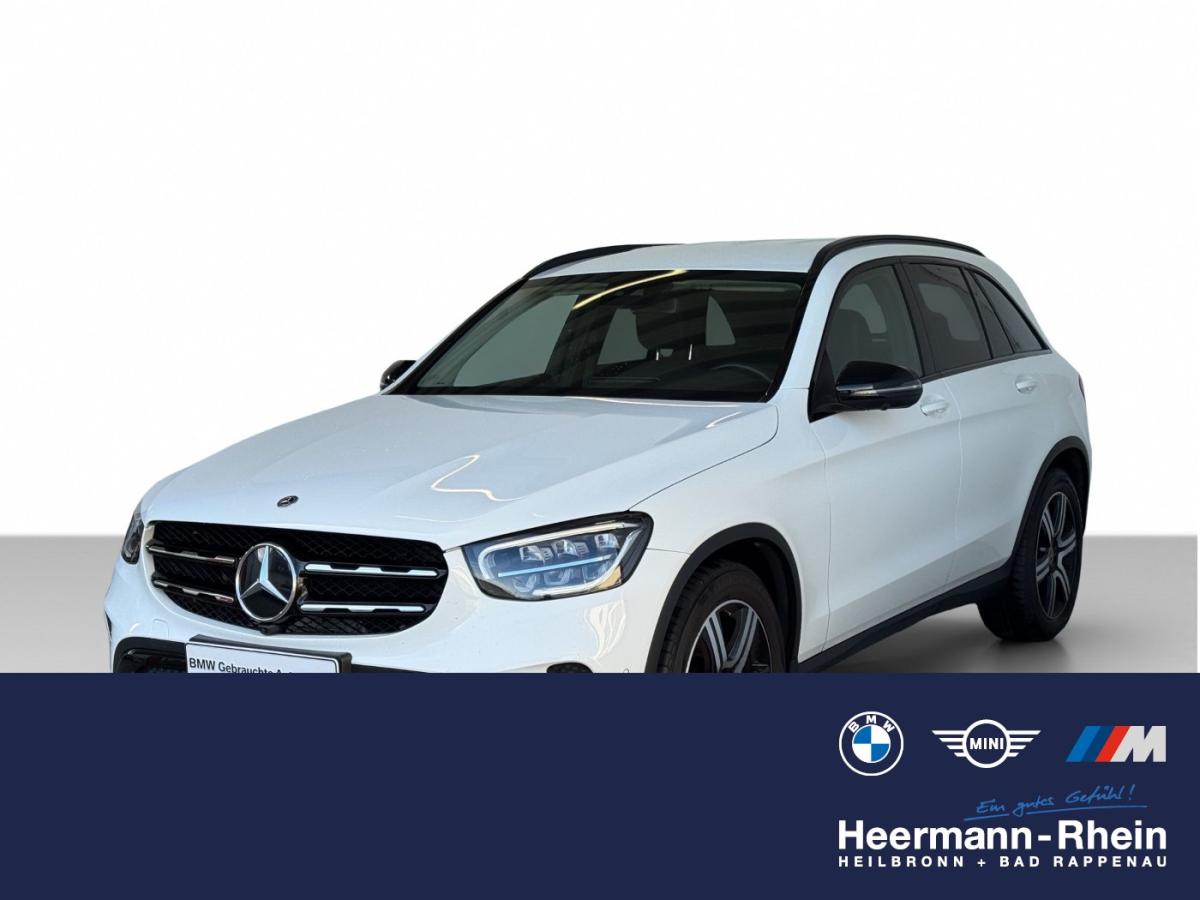 MERCEDES-BENZ GLC 200 in Weiß von vorne MERCEDES-BENZ GLC 200 in Weiß von vorne