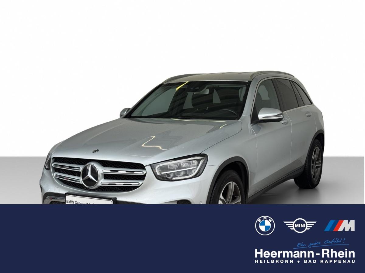 MERCEDES-BENZ GLC 200 in Silber von vorne