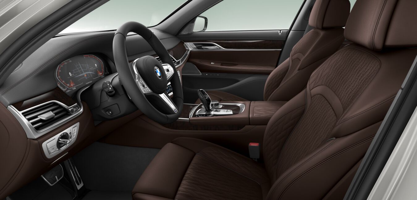 BMW BMW 7er im Innenraum seitlich BMW BMW 7er im Innenraum seitlich