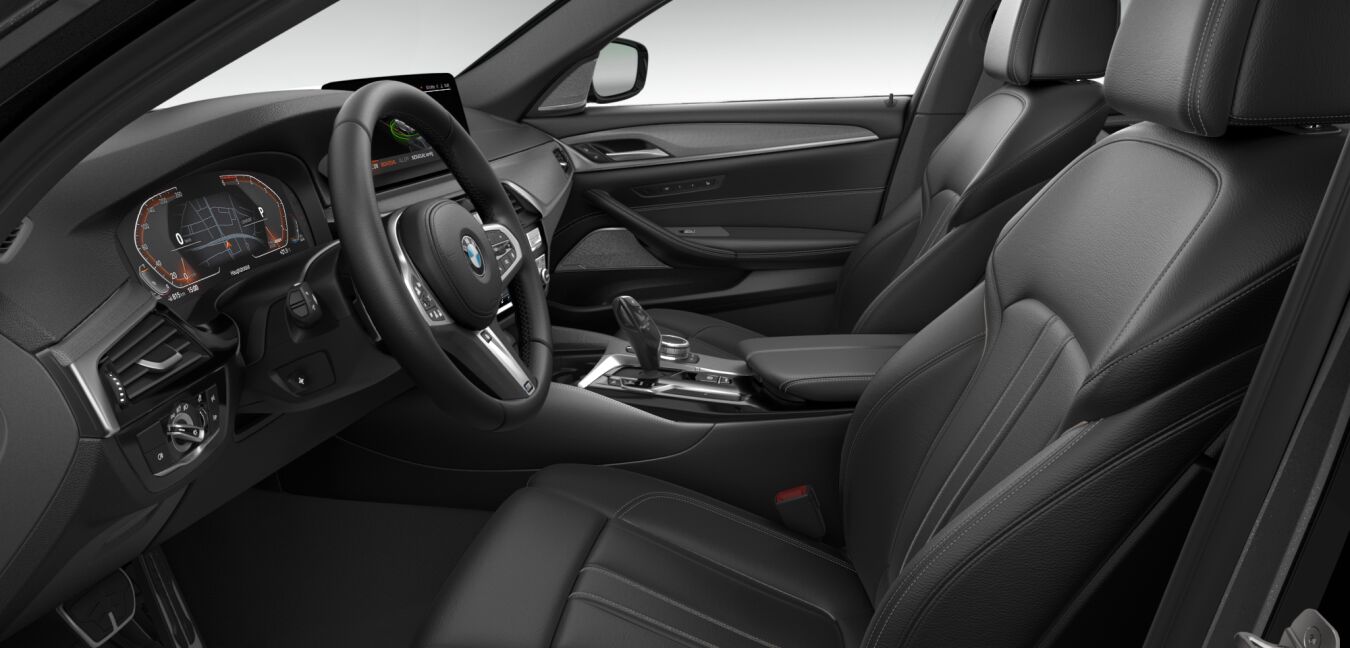 BMW BMW 5er im Innenraum seitlich BMW BMW 5er im Innenraum seitlich