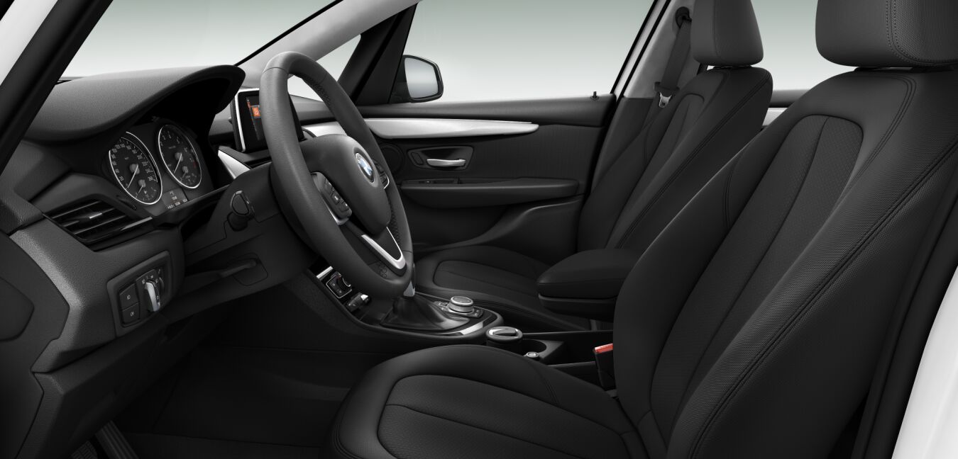 BMW BMW 2er im Innenraum seitlich BMW BMW 2er im Innenraum seitlich