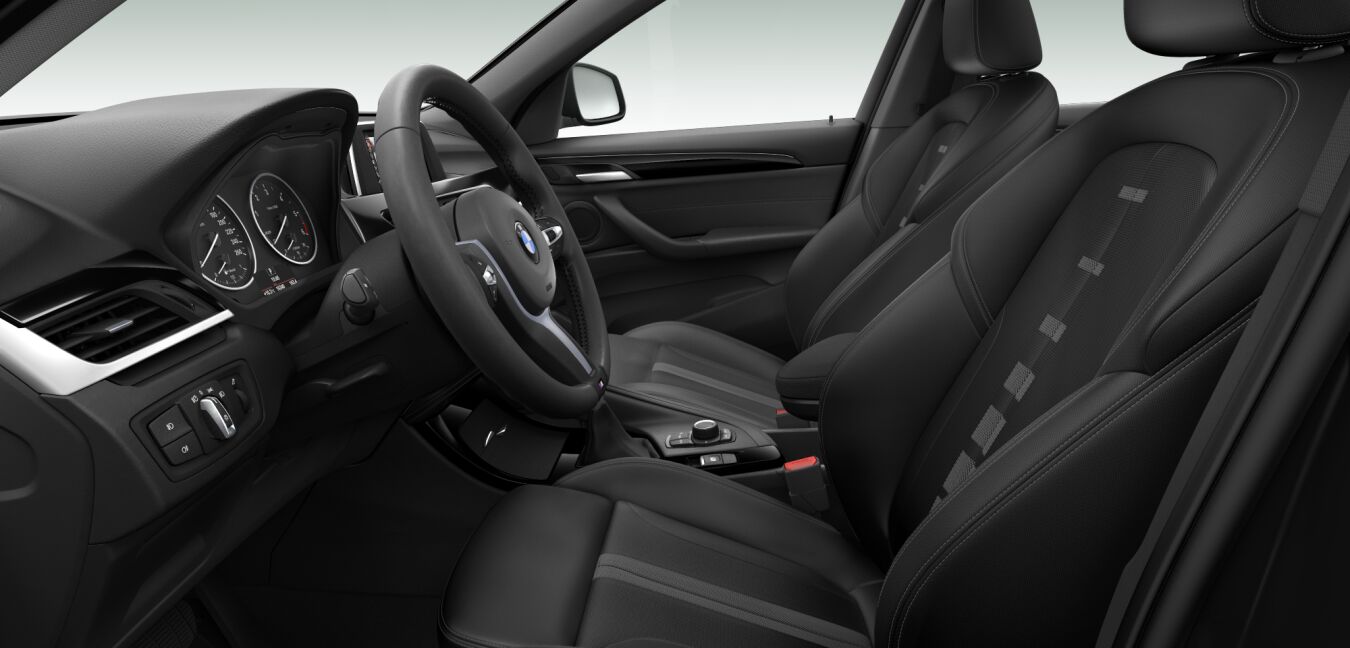 BMW BMW X im Innenraum seitlich BMW BMW X im Innenraum seitlich