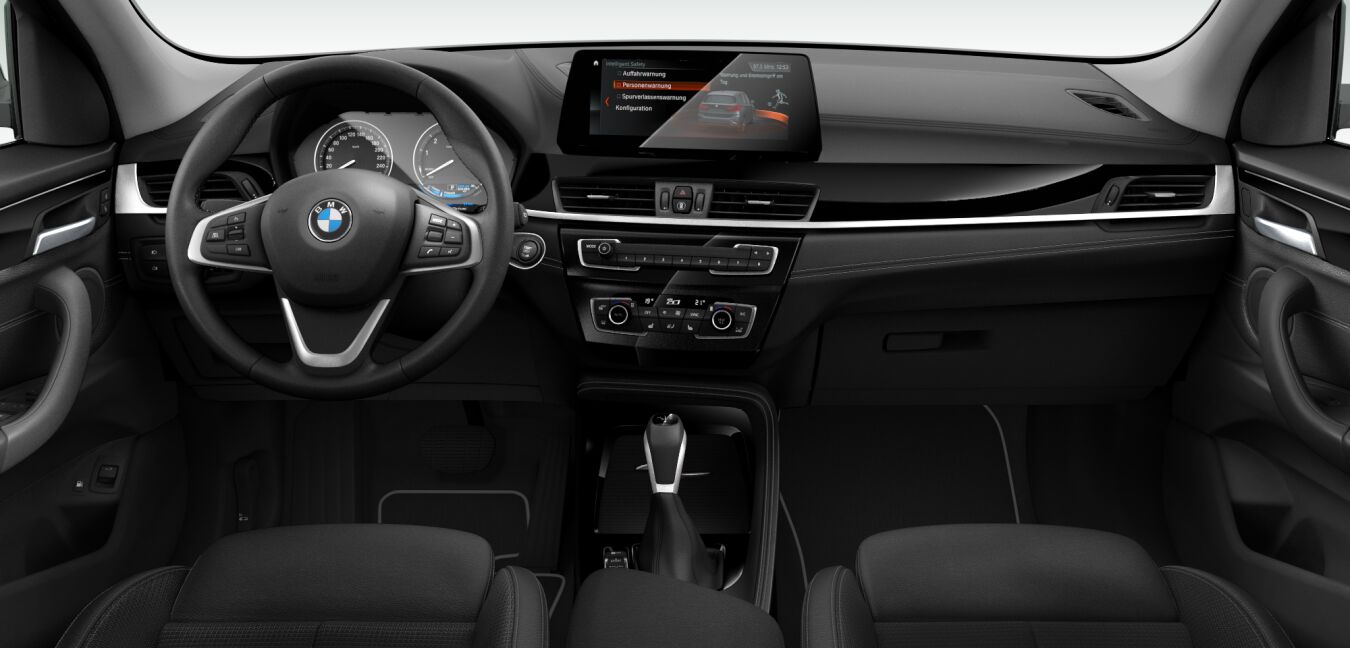 BMW BMW X im Innenraum von vorne
