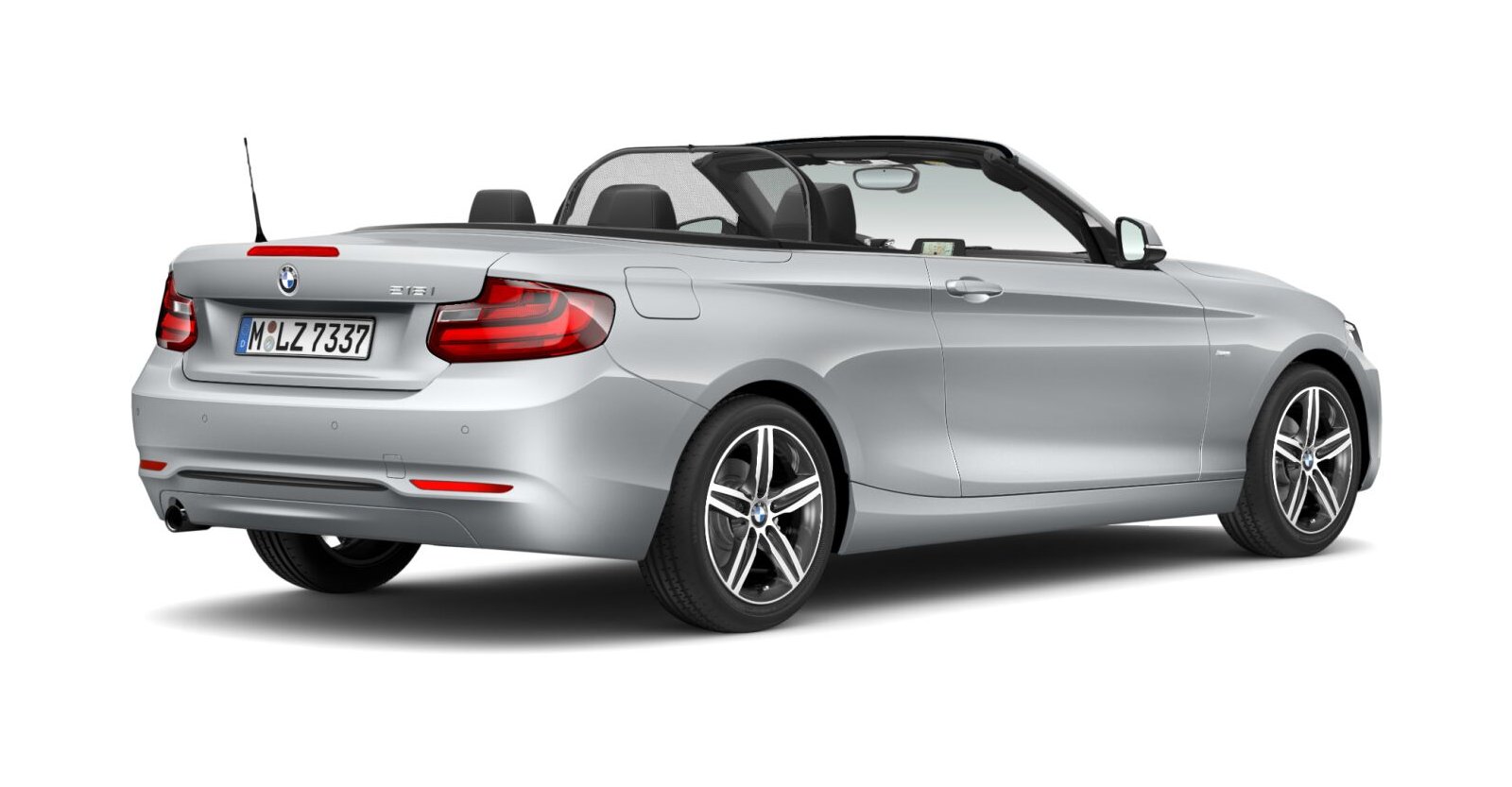 BMW BMW 2er in Silber von hinten BMW BMW 2er in Silber von hinten