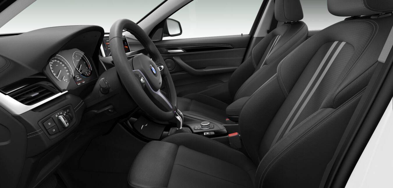 BMW BMW X im Innenraum seitlich BMW BMW X im Innenraum seitlich