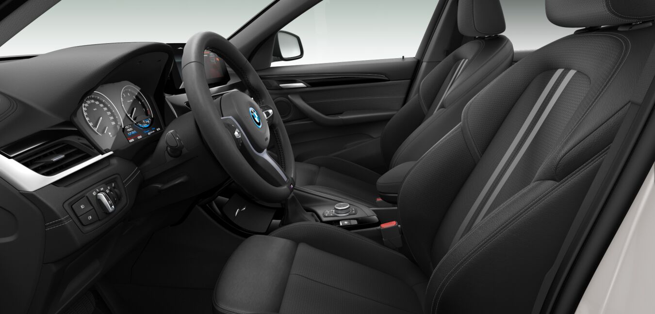BMW BMW X im Innenraum seitlich BMW BMW X im Innenraum seitlich