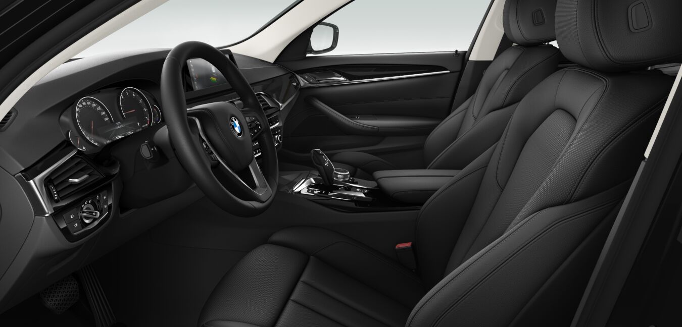 BMW BMW 5er im Innenraum seitlich BMW BMW 5er im Innenraum seitlich
