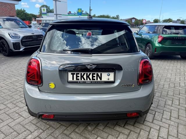 Originalaufnahme des Fahrzeugs Originalaufnahme des Fahrzeugs