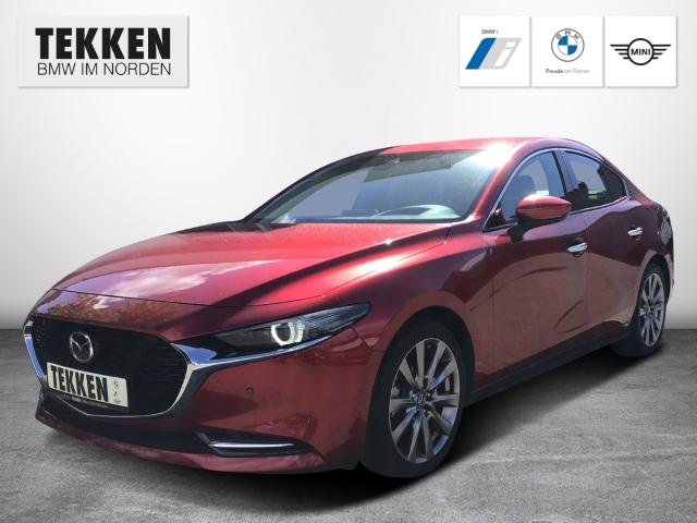 MAZDA 3 in Rot von vorne MAZDA 3 in Rot von vorne