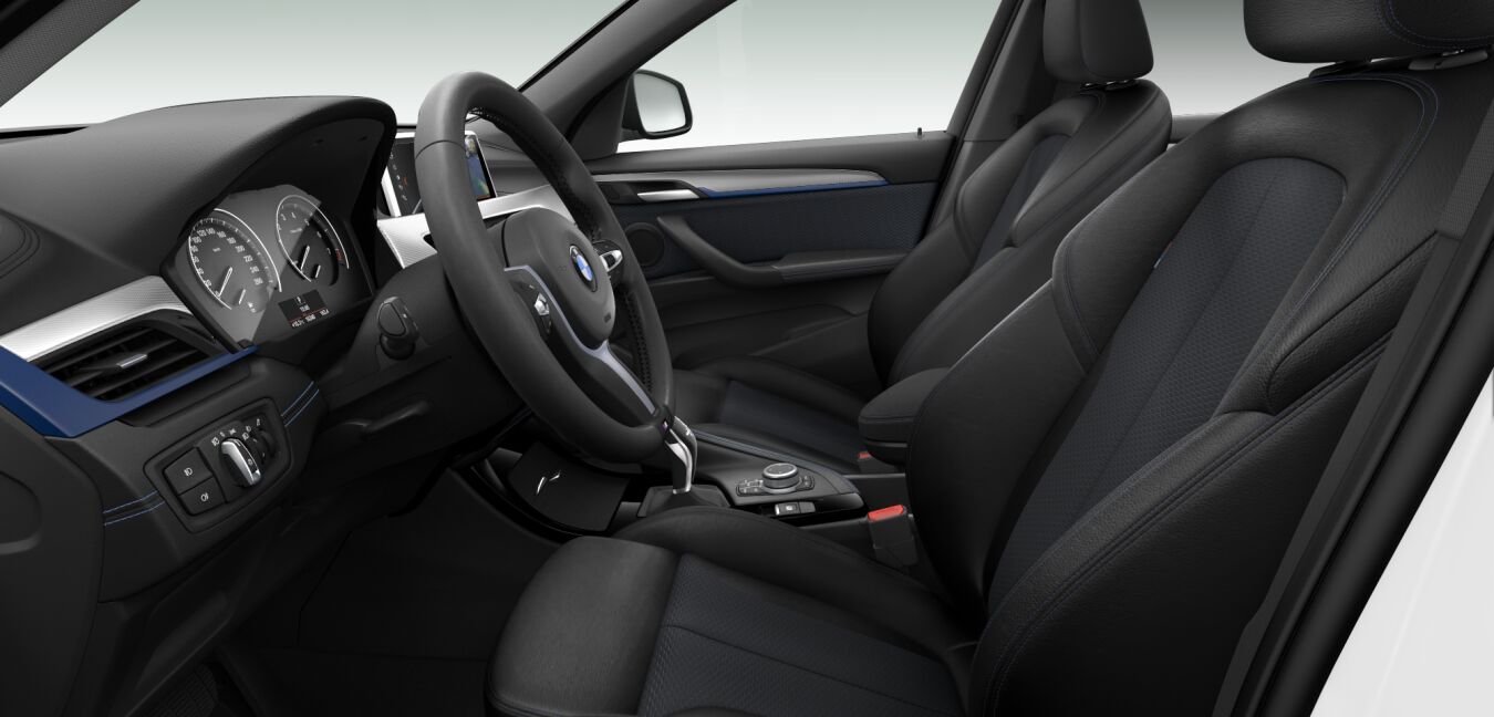 BMW BMW X im Innenraum seitlich BMW BMW X im Innenraum seitlich